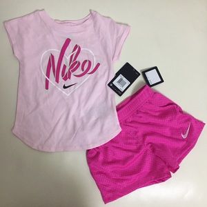Nike Cute Pink Girl Outfit Shorts with top 0090